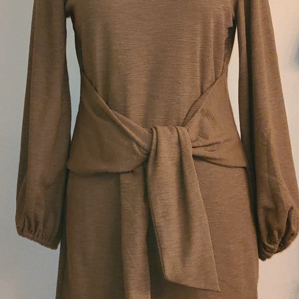 R.Vivmos army green dress size M 8/10 - Picture 16 of 16
